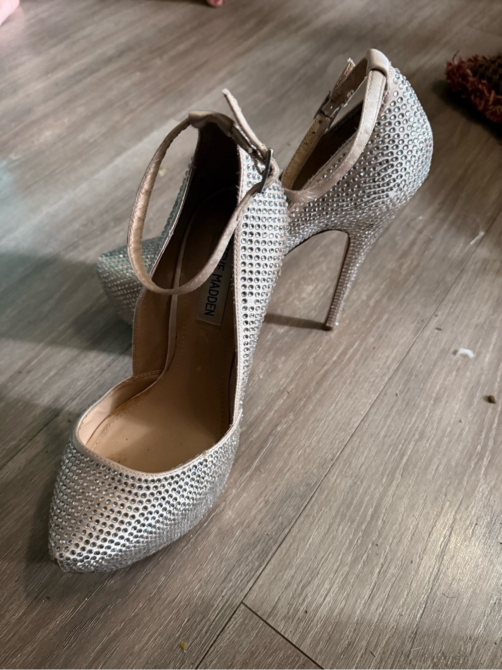 Steve Madden Silver Crystal Embellished High Heel Pumps
